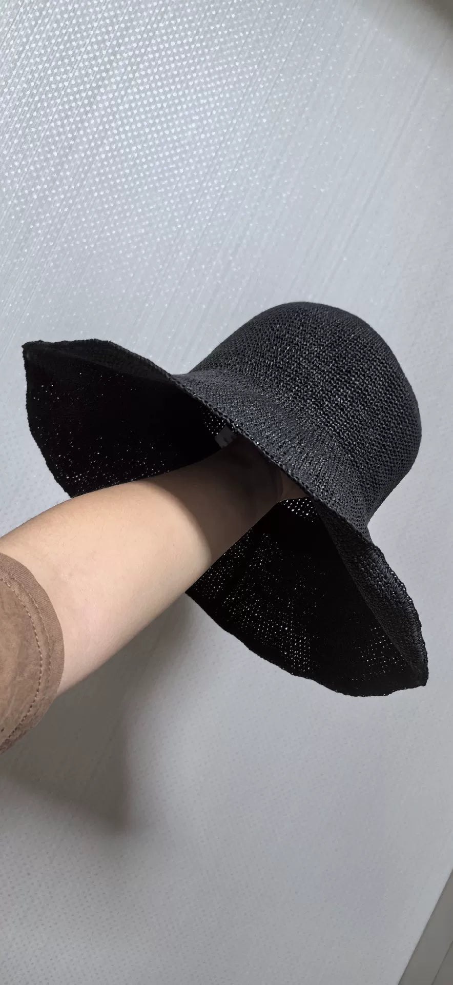 黒 ワイドブリム バケットハット 形を整えられるワイヤーブリム付き
