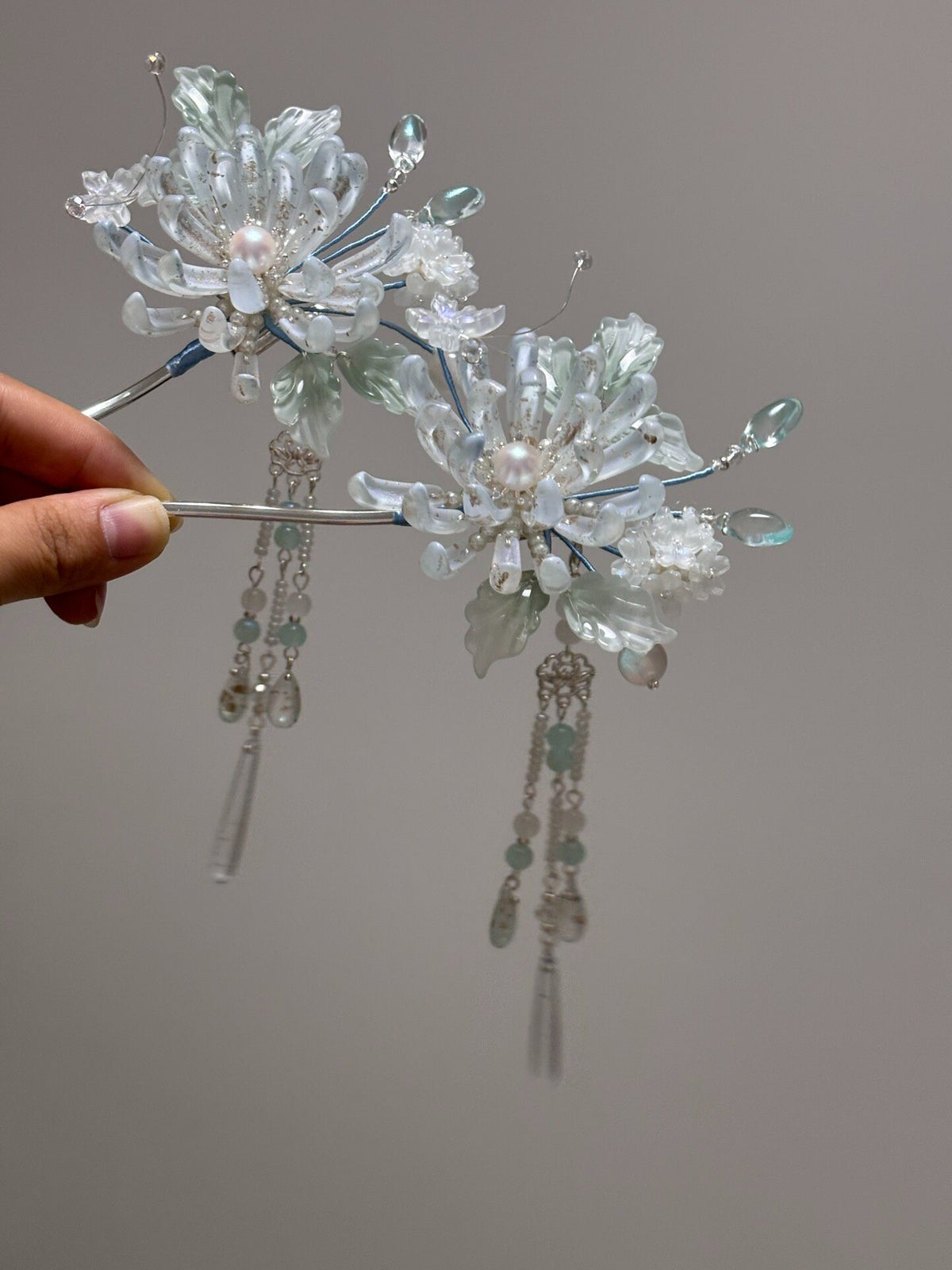 Jade Blue Field Chrysanthemum Liuli Hairpins