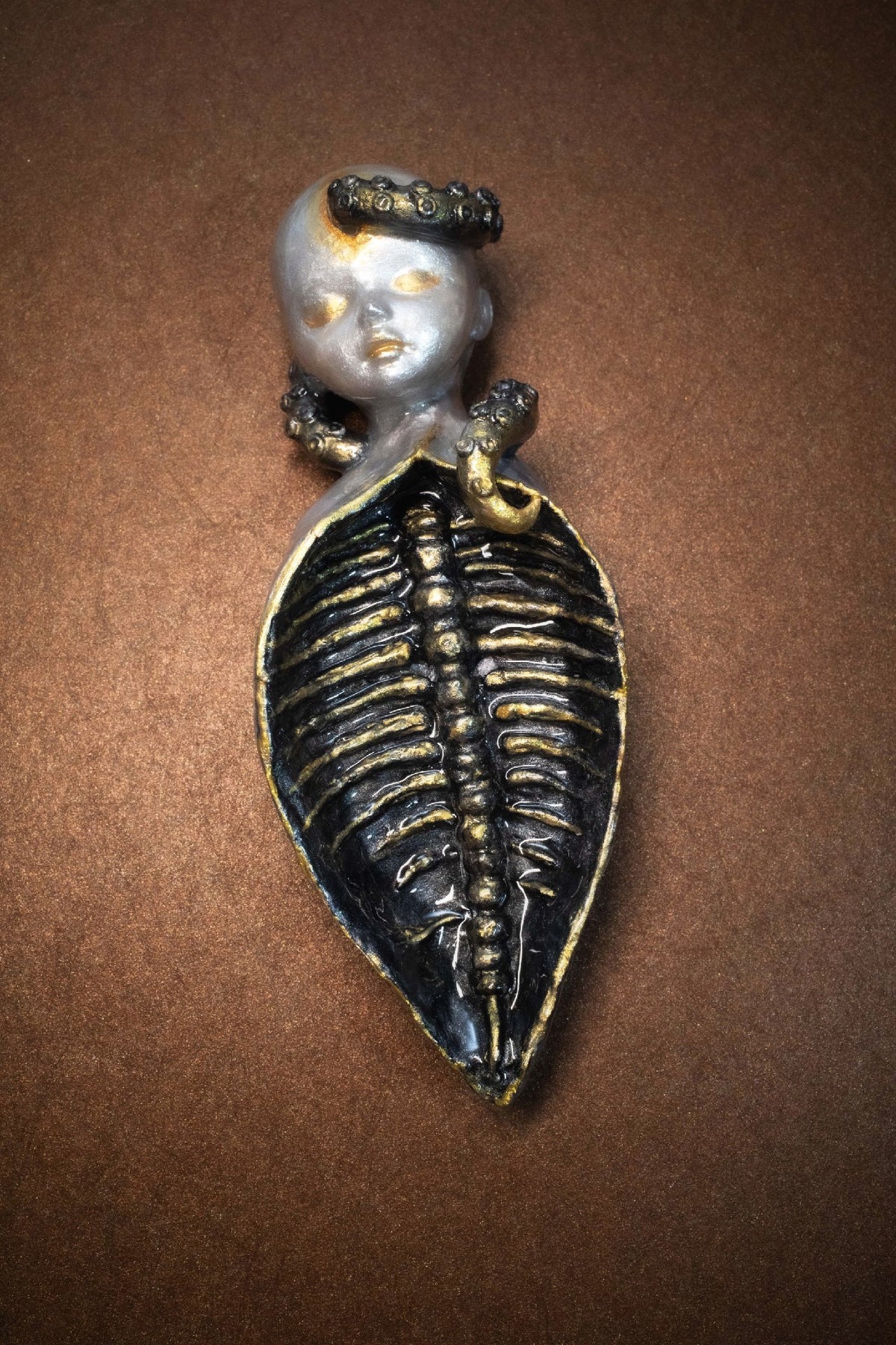 Cthulhu Black Gold Rib Incense Tray