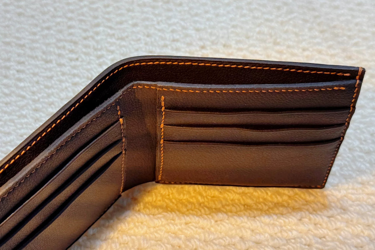 Handgefertigte Bifold-Geldbörse aus Straußen- und Krokodilleder
