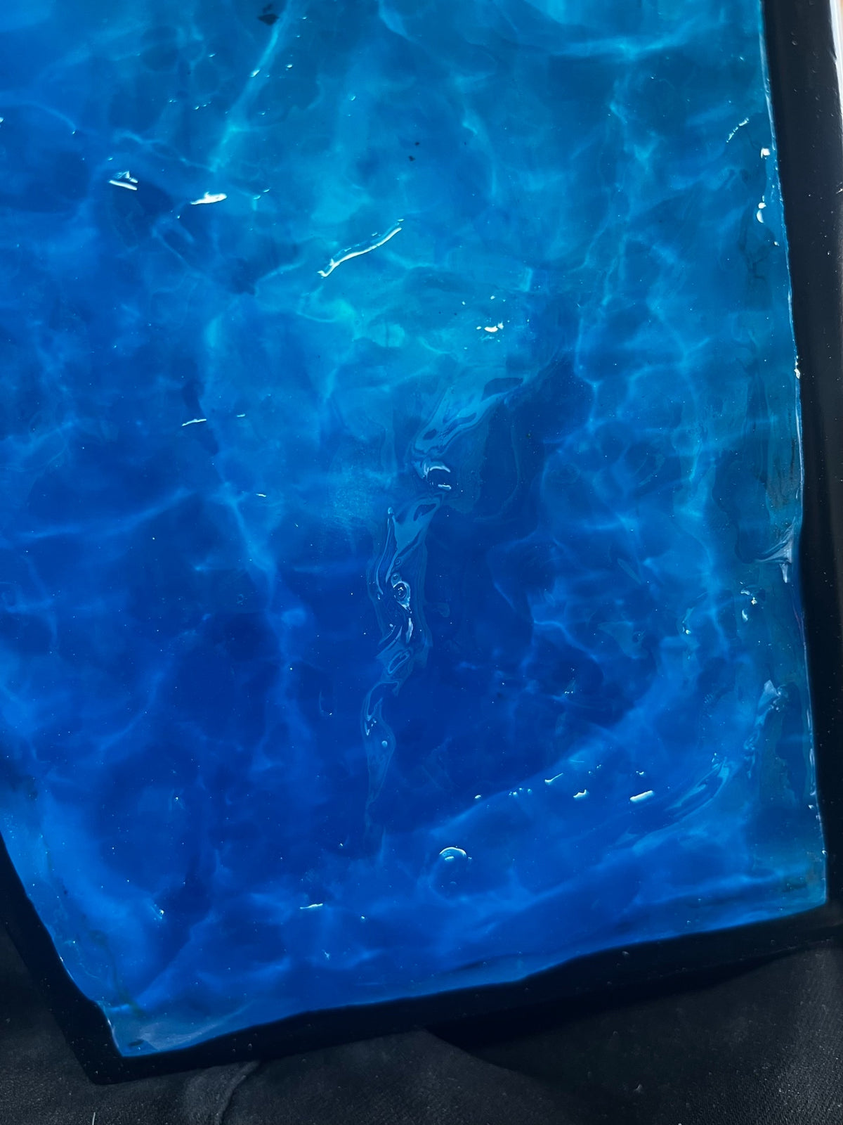 Handmade Resin Wave Ornament Blue Gradient