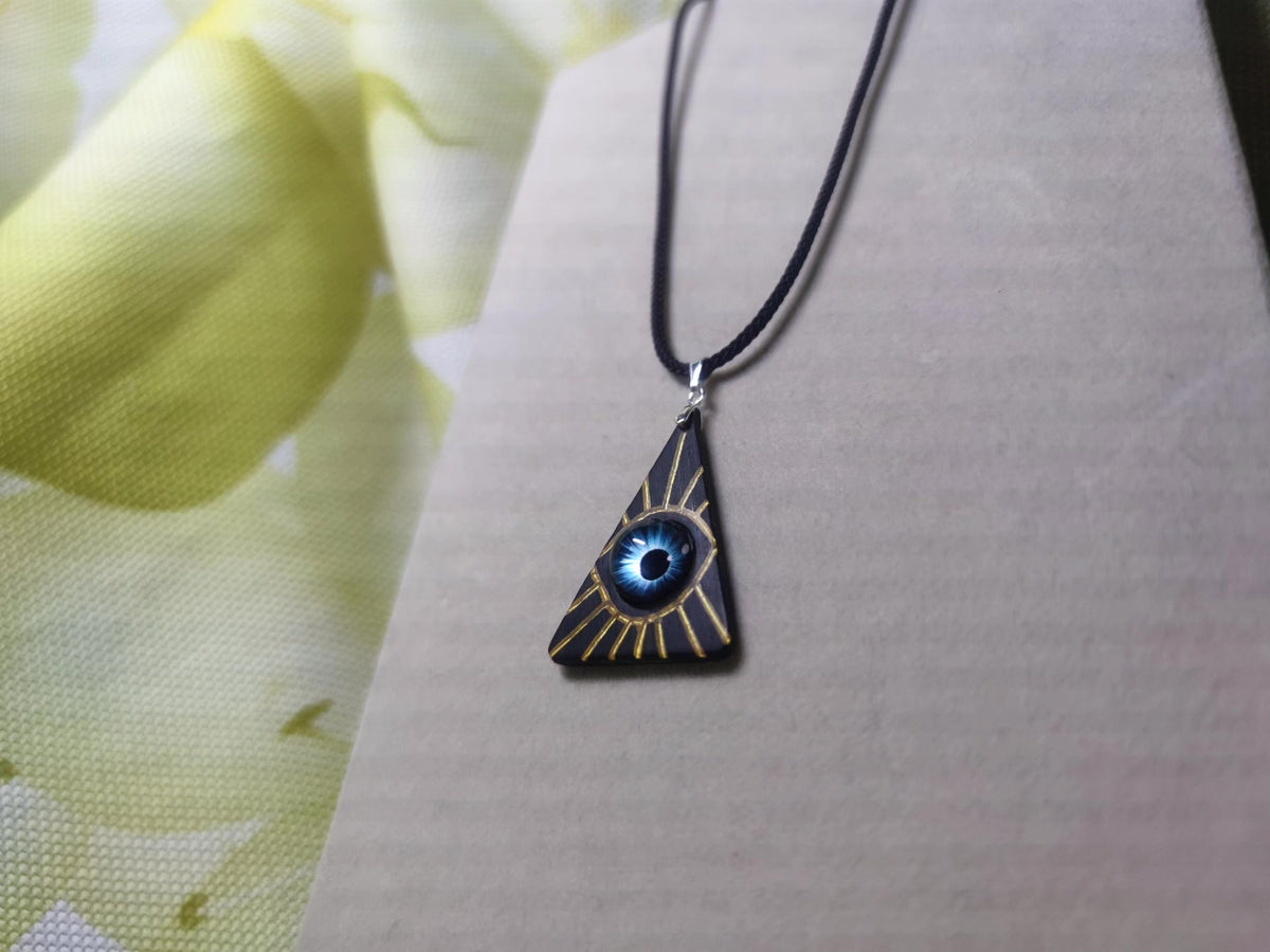 Purple Sandalwood Eye Motif Pendant