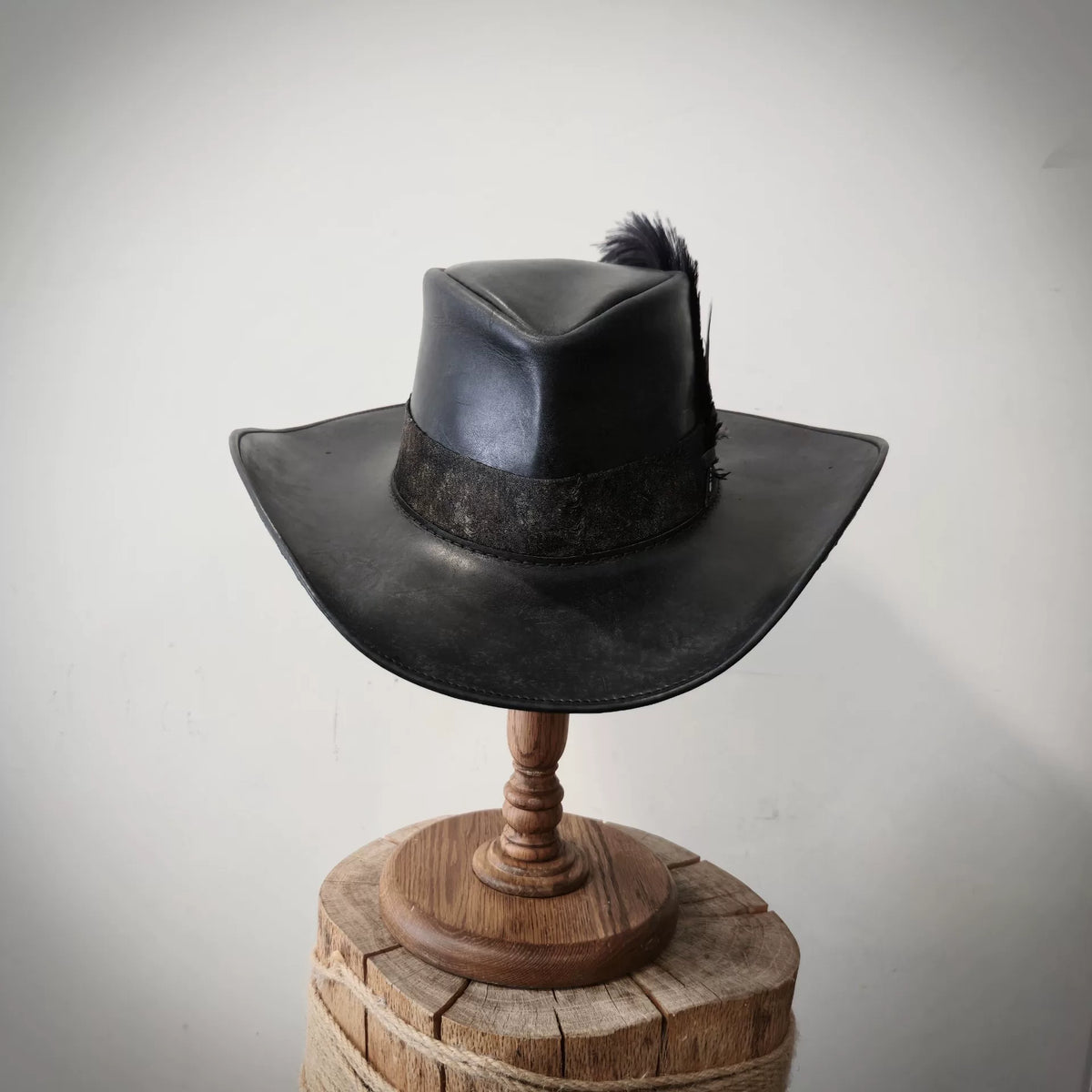 1019598819724 - Image 1