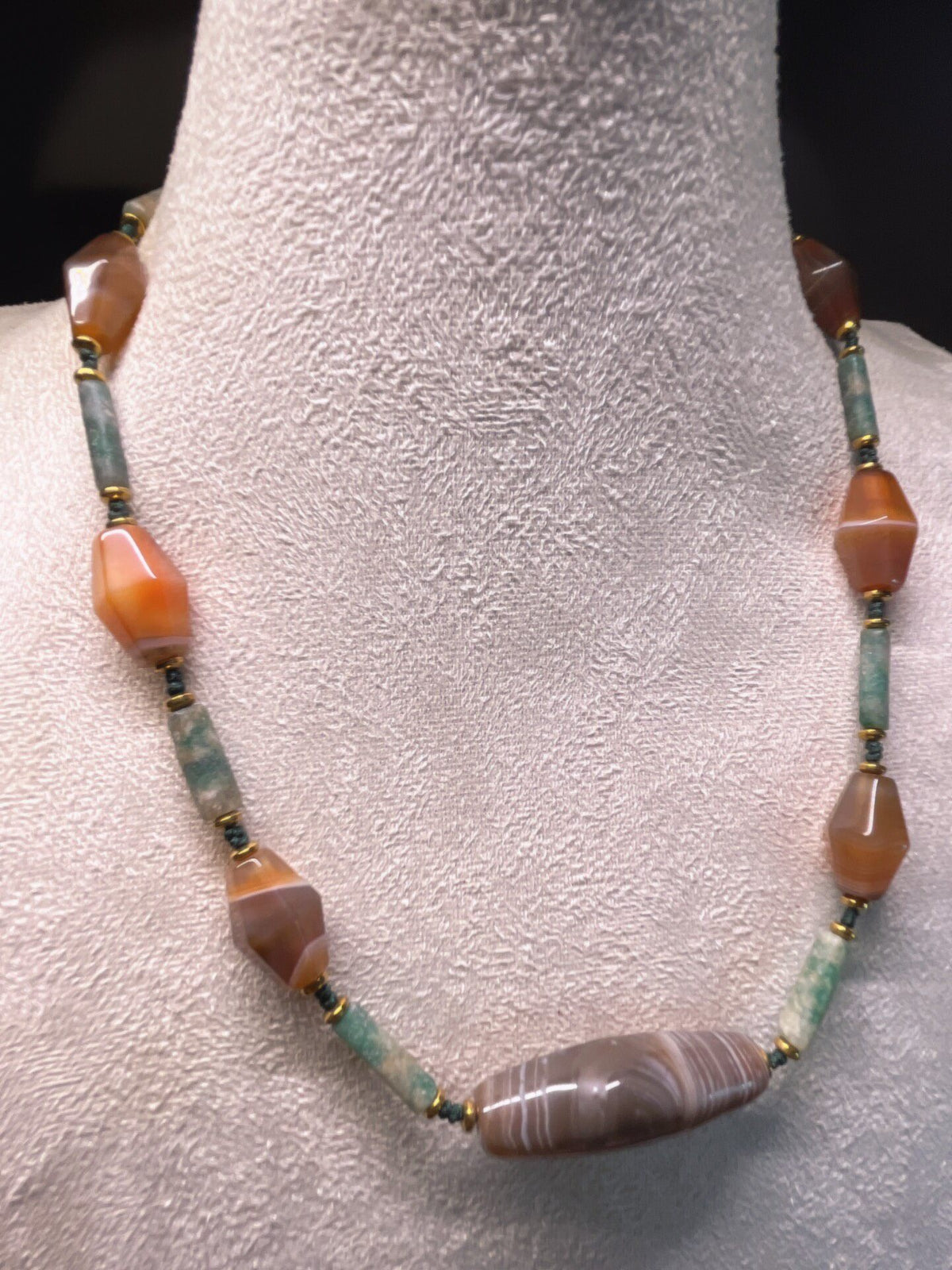 Vintage Agate Bead Necklace with Green Stones