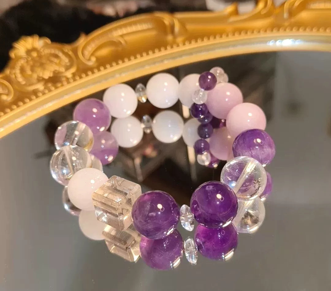 Bracelet en perles de pierres fines violettes naturelles