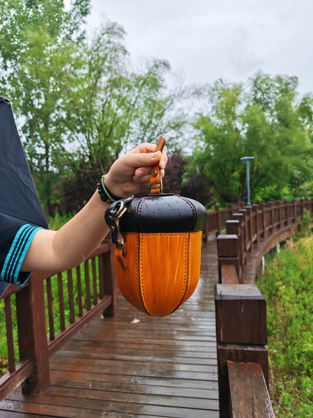 Vegetable Tanned Leather Acorn Phone Bag
