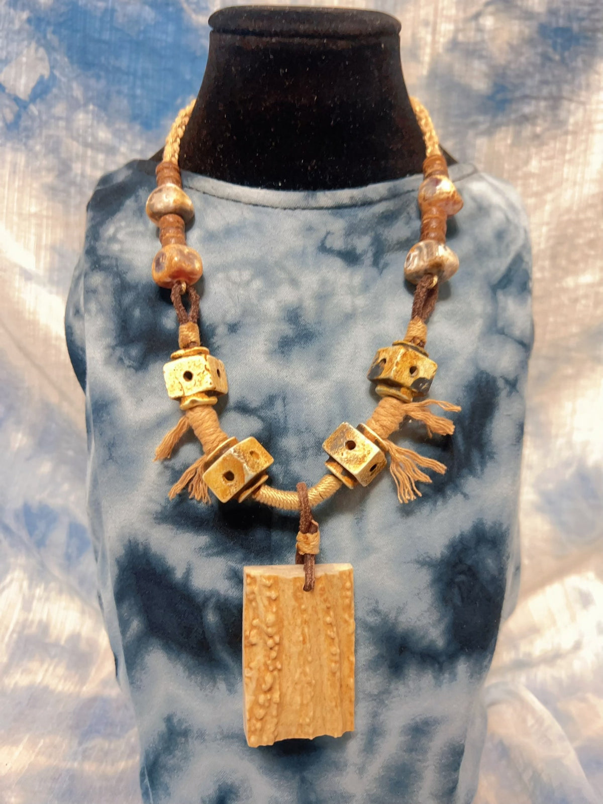 Handwoven Antler Pendant Necklace with Agate Beads