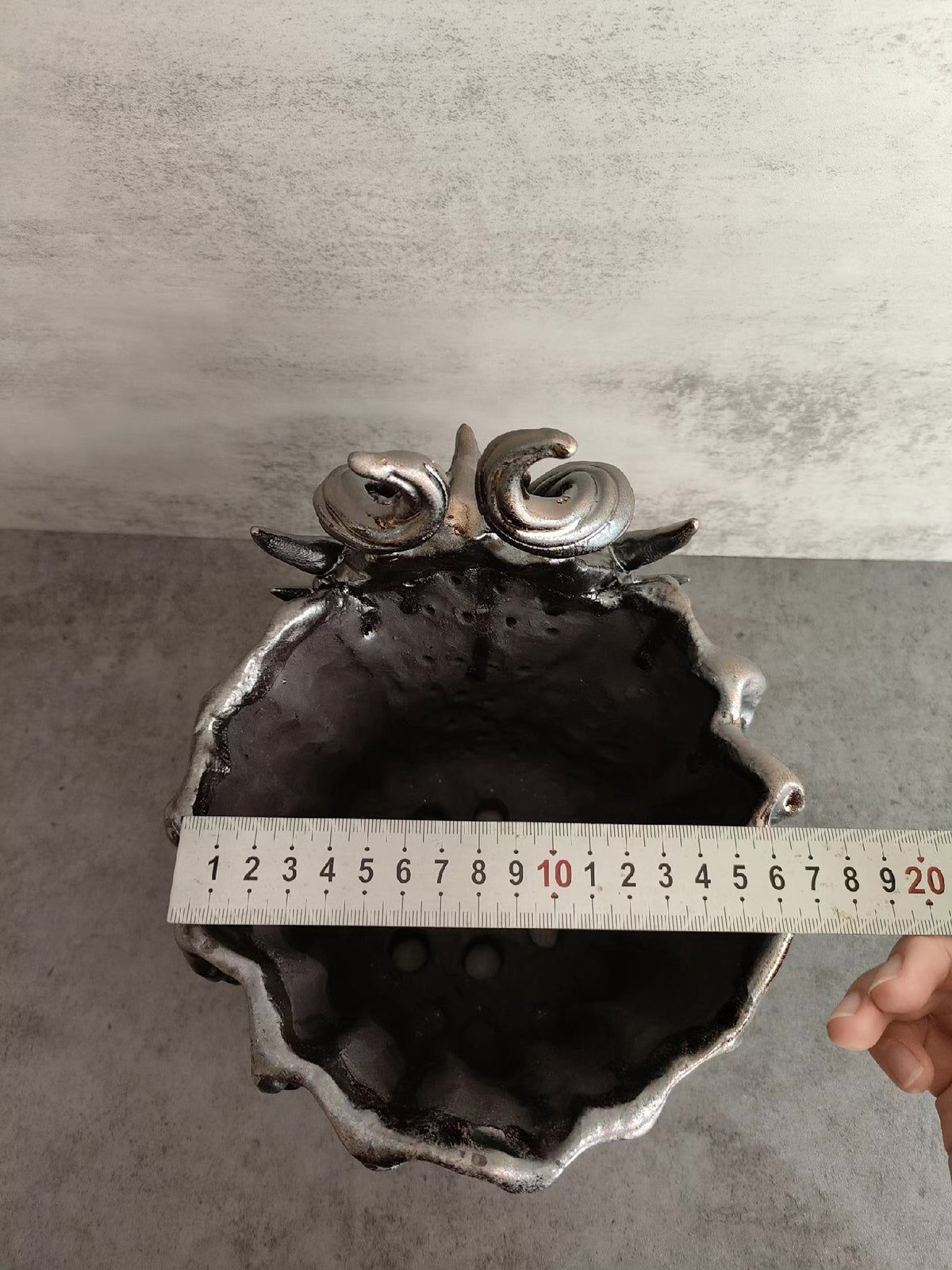 Antique Silver Dragon Head Planter