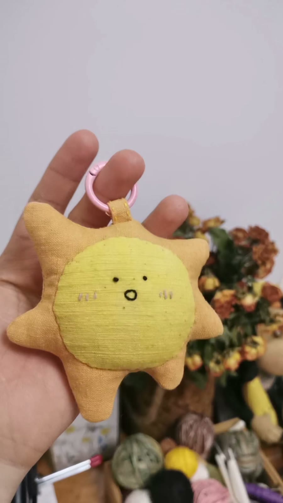 Pendente de Sol em Tecido de Algodão Tecido à Mão