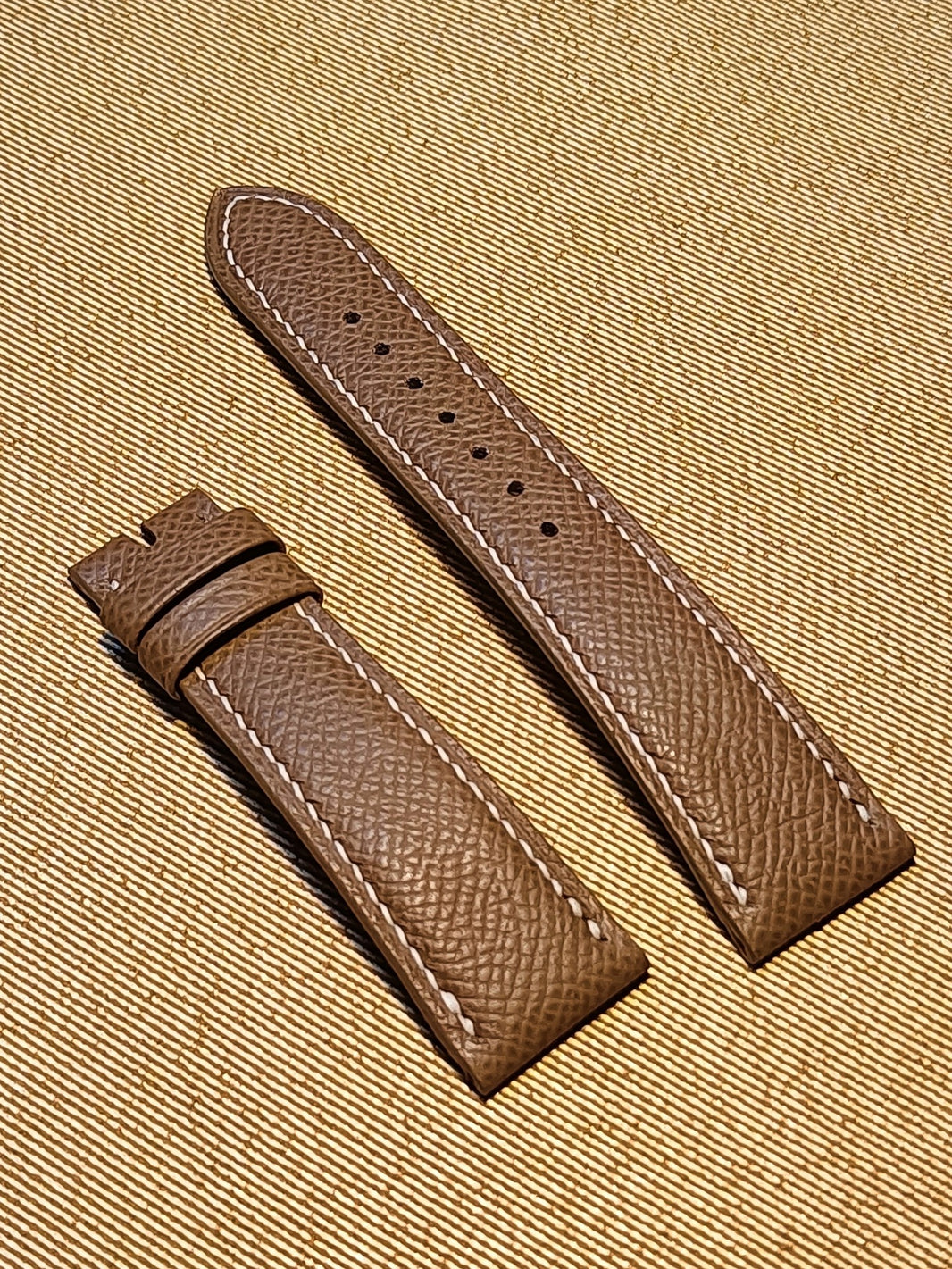 891174050180 - Image 1
