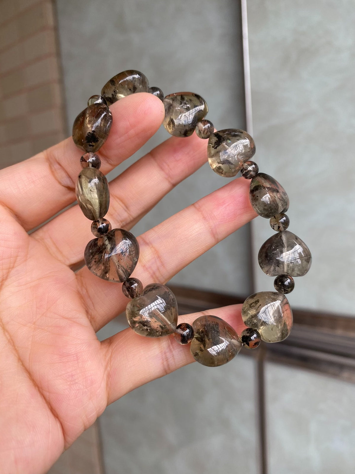 Black Feather Aurora Heart Beaded Bracelet