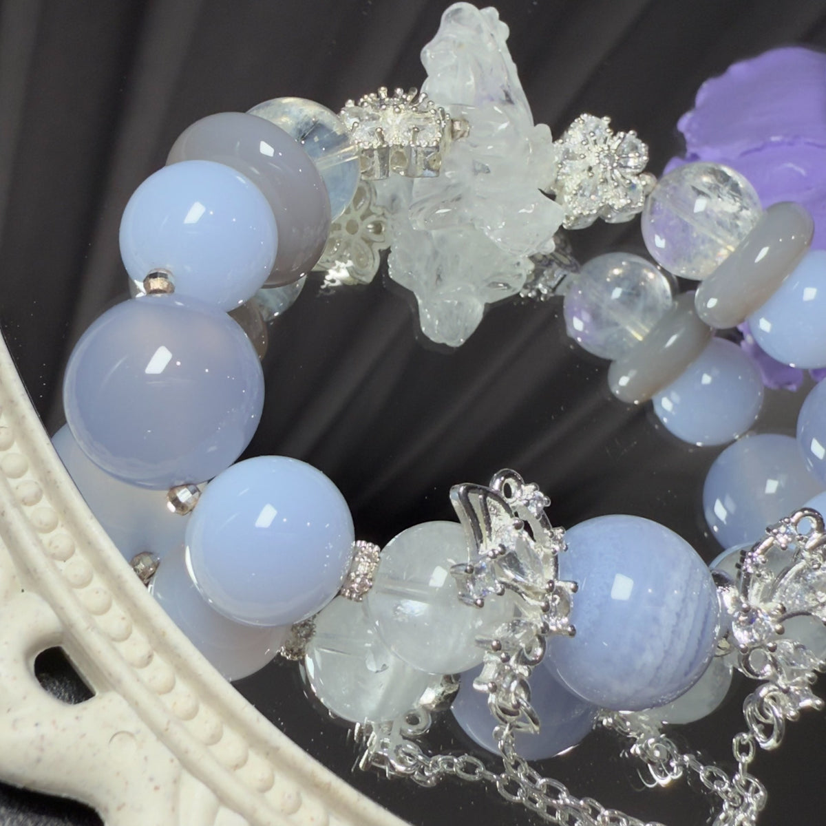 Pulseira de Pedras Naturais com Figura de Anjo