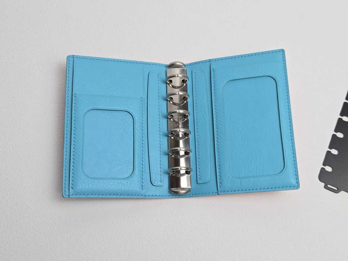 A7 Plannercover aus Genleder in Rosé und Santorini-Blau